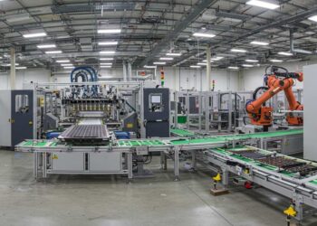 Manufacturing Solar Cells in the US