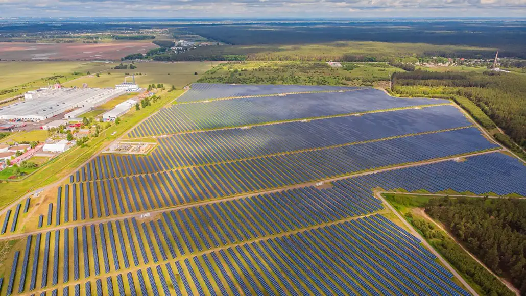 largest single solar PV